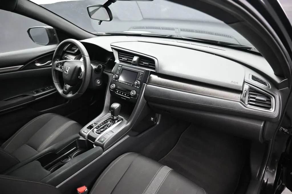 2020 Honda Civic Hatchback LX - Photo 37