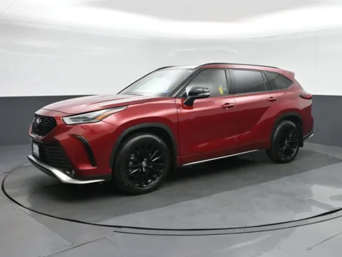 Another view of 2023 Toyota Highlander XSE for sale in Norfolk, VA at Sullivan Auto Trading Norfolk