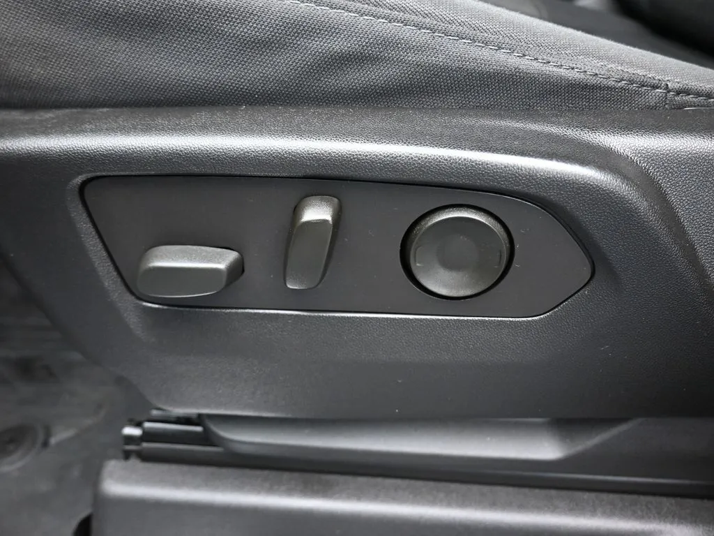 2022 GMC Sierra 1500 Elevation - Photo 13