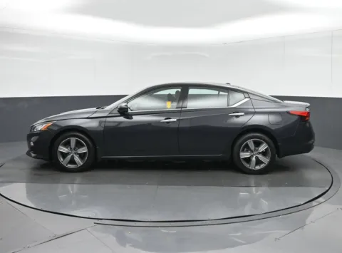 More photos of 2019 Nissan Altima 2.5 SV at Sullivan Auto Trading Norfolk, VA