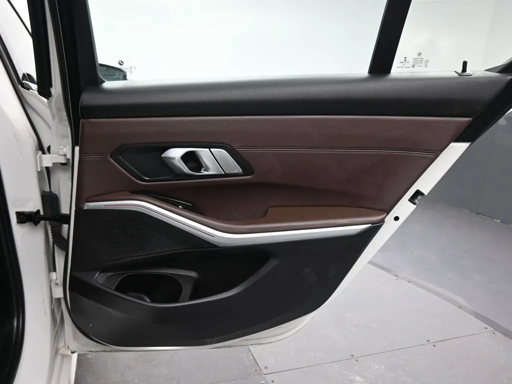 2019 BMW 3 Series 330i - Photo 35