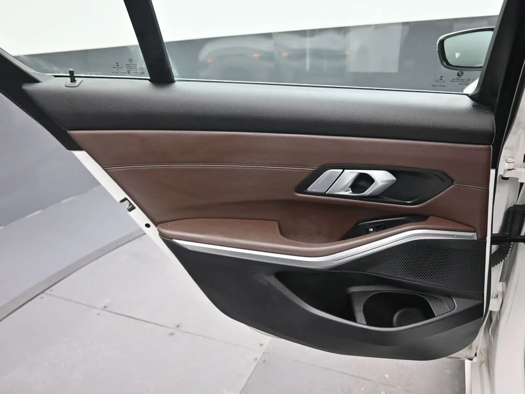 2019 BMW 3 Series 330i - Photo 30