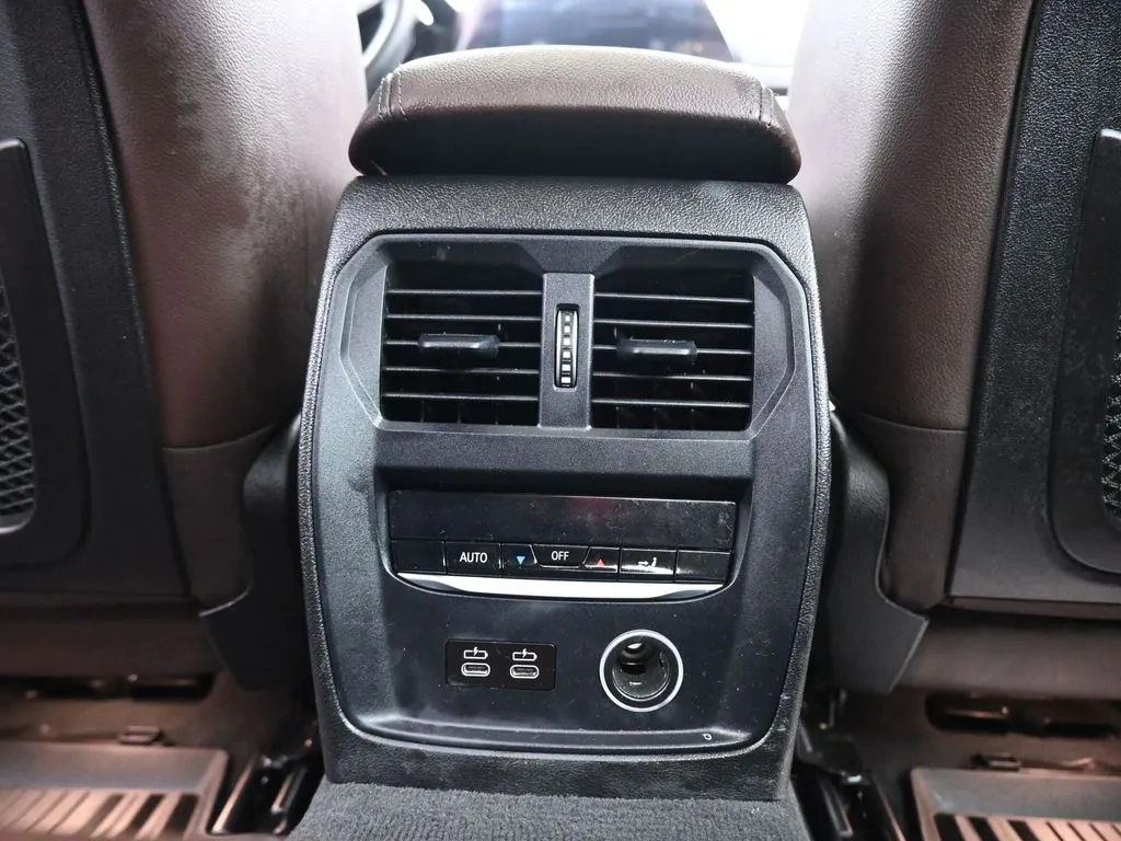 2019 BMW 3 Series 330i - Photo 34