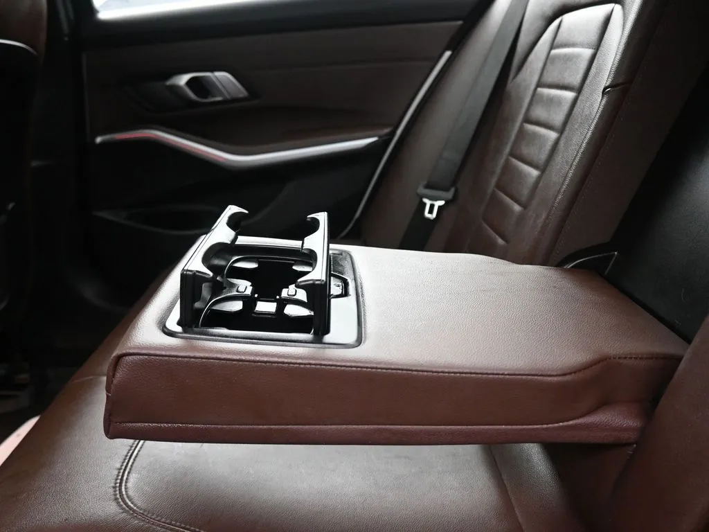 2019 BMW 3 Series 330i - Photo 33