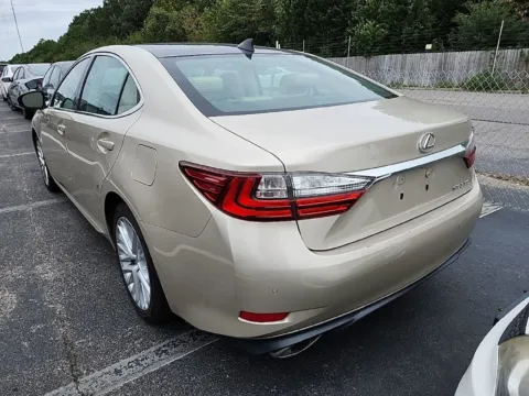 More photos of 2016 Lexus ES 350 at Sullivan Auto Trading Norfolk, VA