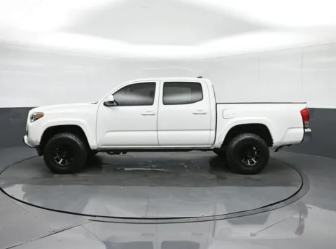 More photos of 2017 Toyota Tacoma SR5 at Sullivan Auto Trading Norfolk, VA