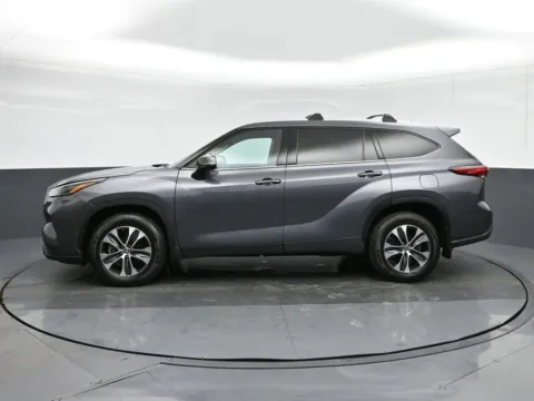 More photos of 2022 Toyota Highlander XLE at Sullivan Auto Trading Norfolk, VA