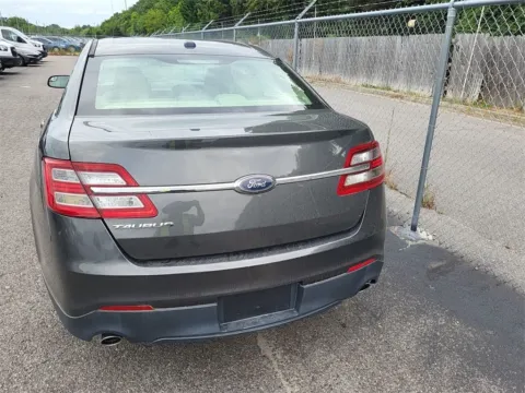 More photos of 2017 Ford Taurus SE at Sullivan Auto Trading Norfolk, VA