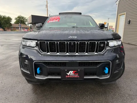 Another view of 2024 JEEP GRAND CHEROKEE OVERLAND 4XE for sale in Crown Point, IN at Ride Time Auto Finance Crown Point