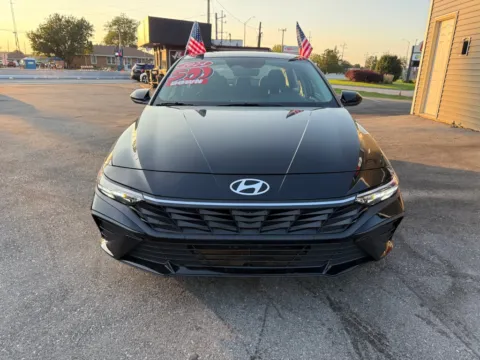 Another view of 2024 HYUNDAI ELANTRA SEL for sale in Crown Point, IN at Ride Time Auto Finance Crown Point