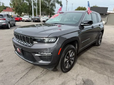 More photos of 2022 JEEP GRAND CHEROKEE 4XE at Ride Time Auto Finance Crown Point, IN