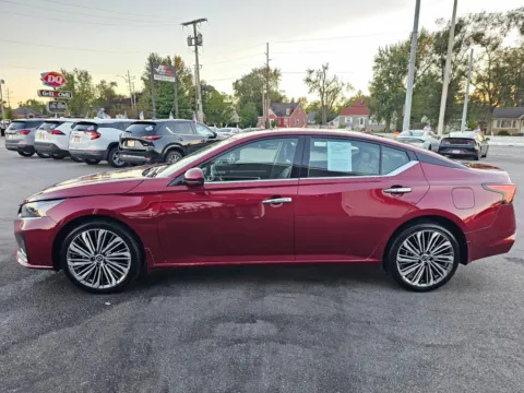 More photos of 2024 NISSAN ALTIMA 2.5 SL at Ride Time Auto Finance Crown Point, IN