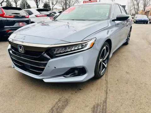 More photos of 2022 HONDA ACCORD HYBRID SPORT at Ride Time Auto Finance Broadway, IN