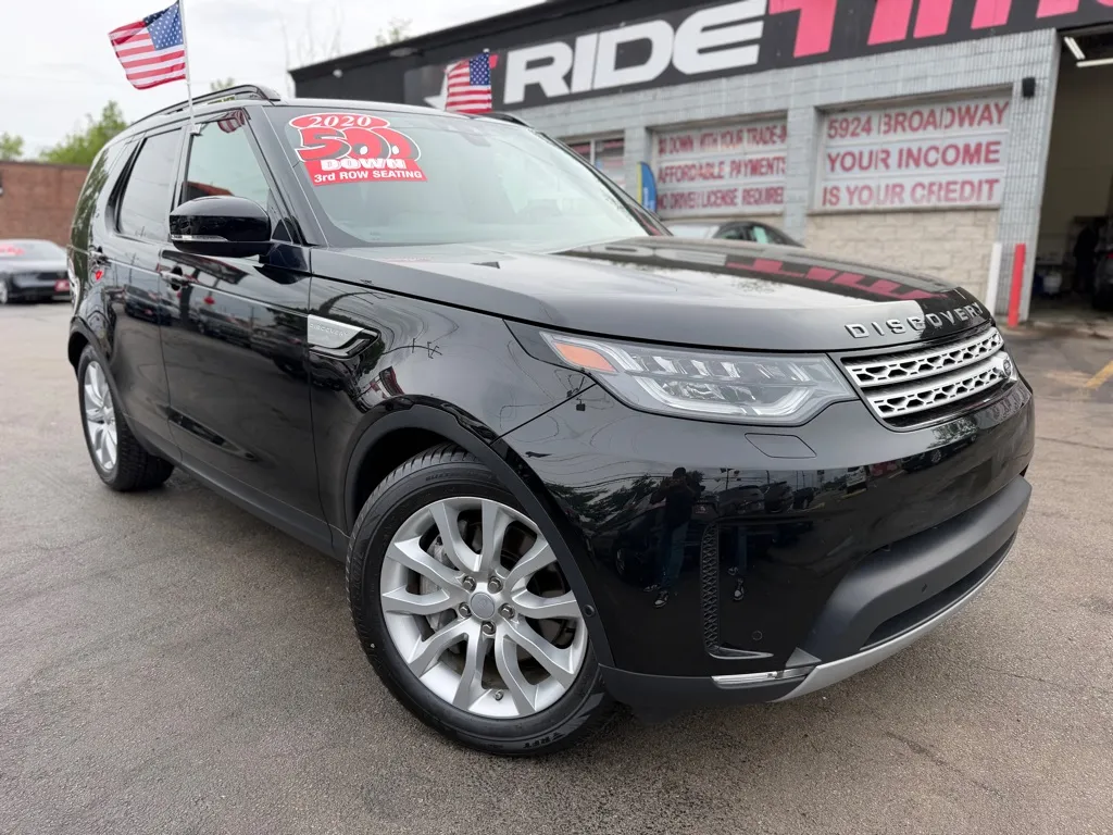 Black 2020 LAND ROVER DISCOVERY HSE for sale in Merrillville, IN