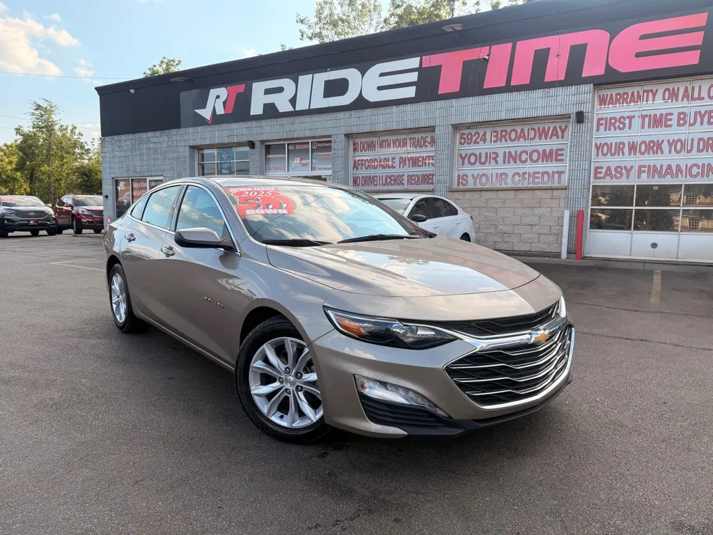 Gray 2025 CHEVROLET MALIBU LT for sale in Merrillville, IN