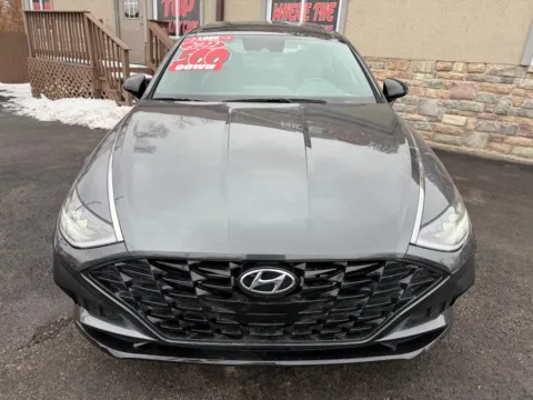 More photos of 2022 HYUNDAI SONATA SEL PLUS at Ride Time Auto Finance Merrillville, IN