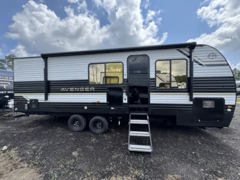 Photos of 2026 Prime Time AVENGER 25RBS for sale in Gulfport, MS at County Line Campers