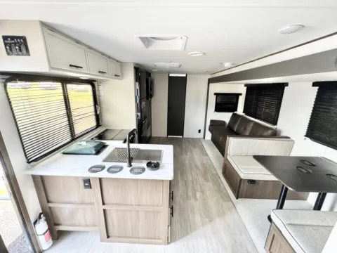 Photos of 2026 PRIME TIME AVENGER 25RBS for sale in Gulfport, MS at County Line Campers