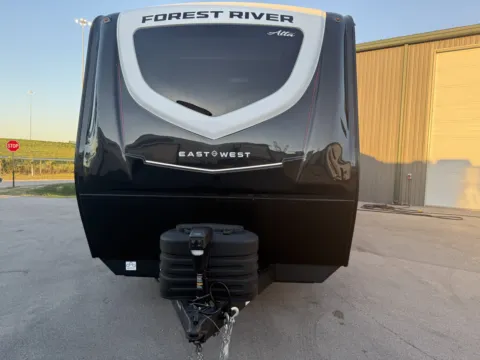 Photos of 2026 EAST TO WEST ALTA 2850KRL for sale in Gulfport, MS at County Line Campers