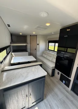 Photos of 2025 PRIME TIME AVENGER for sale in Gulfport, MS at County Line Campers