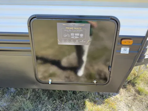 Another view of 2026 PRIME TIME AVENGER for sale in Gulfport, MS at County Line Campers