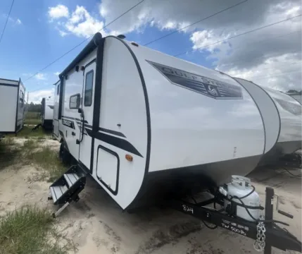 More photos of 2026 GULF STREAM CONQUEST at County Line Campers, MS