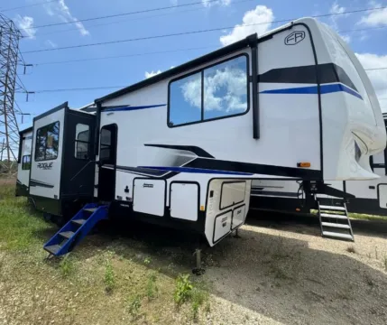 White 2026 FOREST RIVER VENGEANCE 341GS for sale in Gulfport, MS