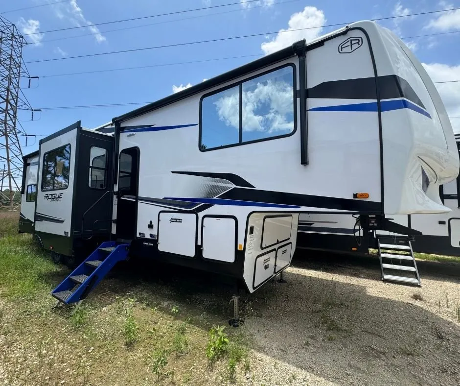 White 2026 FOREST RIVER VENGEANCE 341GS for sale in Gulfport, MS