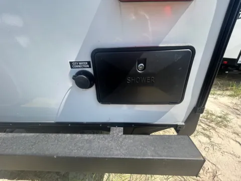 More photos of 2026 GULF STREAM CONQUEST 274QB at County Line Campers, MS