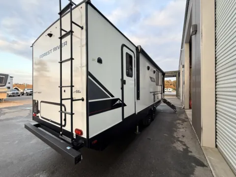 Another view of 2026 EAST TO WEST ALTA 2775KFK for sale in Gulfport, MS at County Line Campers