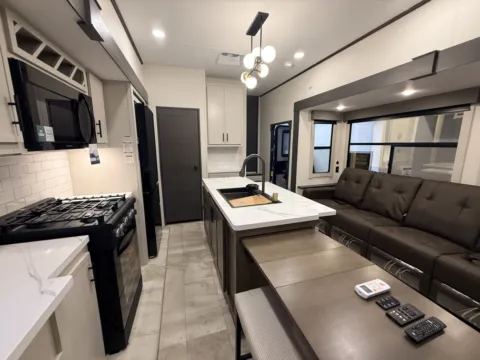 Photos of 2026 PRIME TIME SANIBEL 39HYBRID for sale in Gulfport, MS at County Line Campers