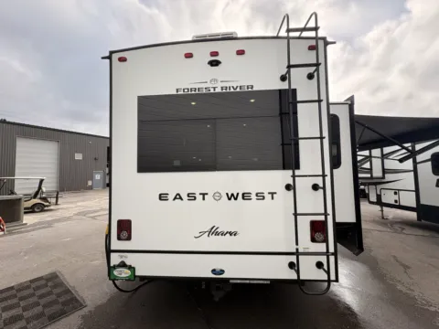 More photos of 2026 EAST TO WEST AHARA at County Line Campers, MS