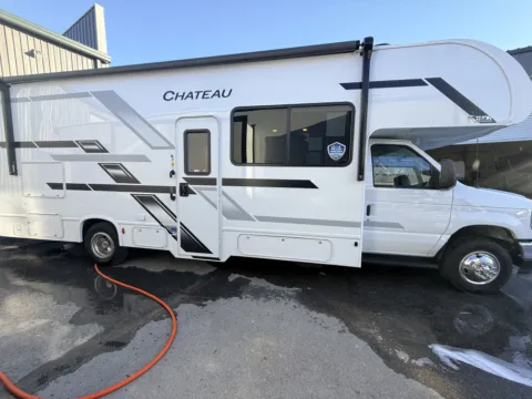 More photos of 2026 THOR CHATEAU 29K at County Line Campers, MS