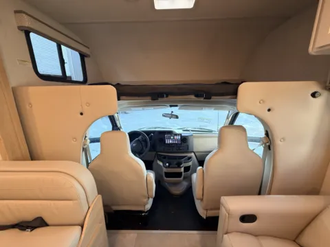 More photos of 2026 THOR CHATEAU 29K at County Line Campers, MS