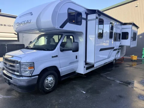 Photos of 2026 THOR CHATEAU 29K for sale in Gulfport, MS at County Line Campers