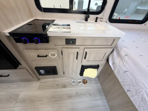 More photos of 2026 EAST TO WEST DELLA TERRA 170BHXLE at County Line Campers, MS