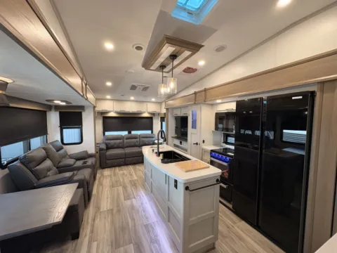 Photos of 2026 DUTCHMEN ASTORIA 3173RLP for sale in Gulfport, MS at County Line Campers