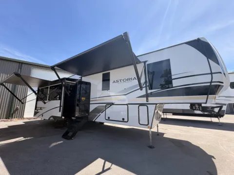 White 2026 DUTCHMEN ASTORIA 3173RLP for sale in Gulfport, MS