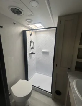 Photos of 2026 FOREST RIVER CARDINAL 37BEST for sale in Gulfport, MS at County Line Campers
