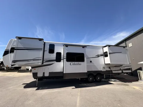 More photos of 2026 FOREST RIVER COLUMBUS 388FKH at County Line Campers, MS
