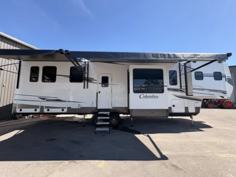 More photos of 2026 FOREST RIVER COLUMBUS 388FKH at County Line Campers, MS