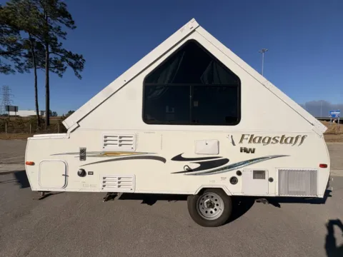More photos of 2014 FOREST RIVER FLAGSTAFF 19SCHW at County Line Campers, MS