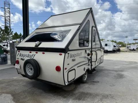 Another view of 2018 FOREST RIVER FLAGSTAFF 19QBHW for sale in Gulfport, MS at County Line Campers