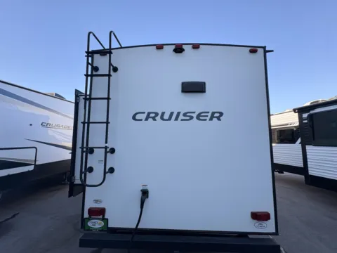 Another view of 2023 CrossRoads RV CRUISER 27MK for sale in Gulfport, MS at County Line Campers