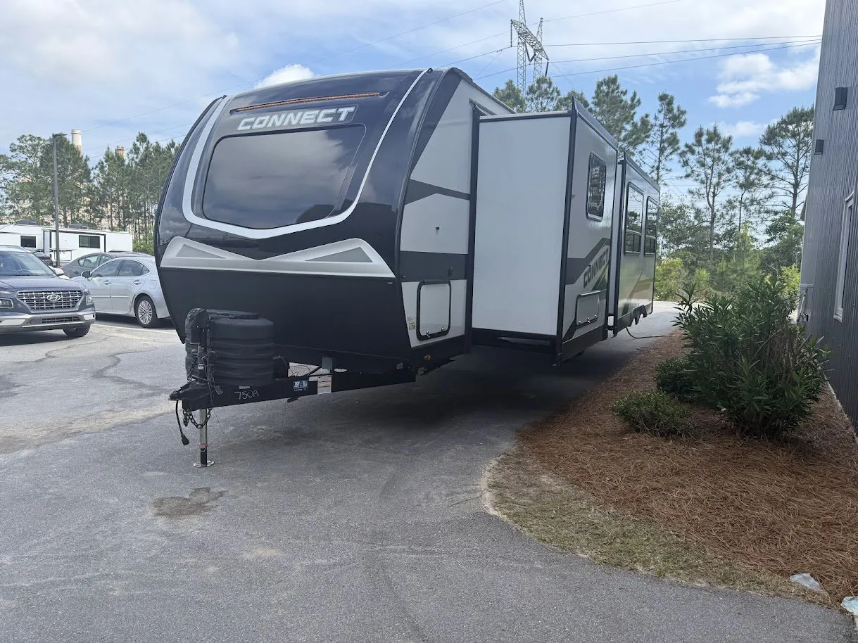 2024 K-Z CONNECT 302RBK