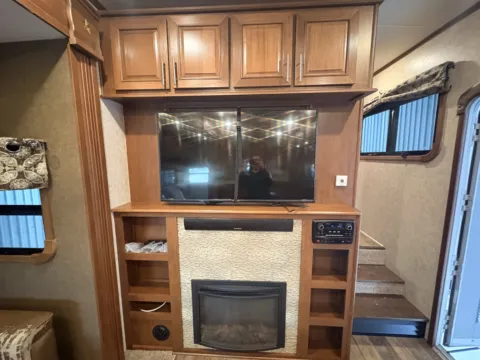 More photos of 2016 Highland Ridge OPEN RANGE 3X 388RKS at County Line Campers, MS