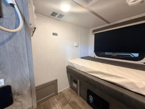 Photos of 2026 SUNSET PARK SUNRAY 109E for sale in Gulfport, MS at County Line Campers