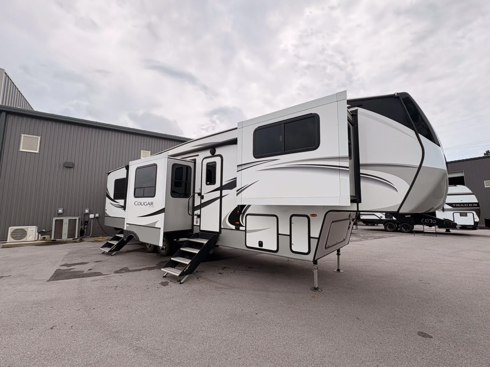 2022 Keystone Cougar 354fls