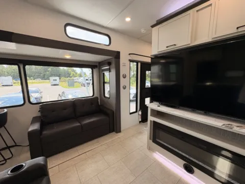 Another view of 2027 Forest River LACROSSE 39FK for sale in Gulfport, MS at County Line Campers