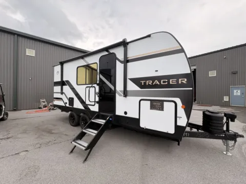 Photos of 2027 Forest River TRACER 195RB for sale in Gulfport, MS at County Line Campers